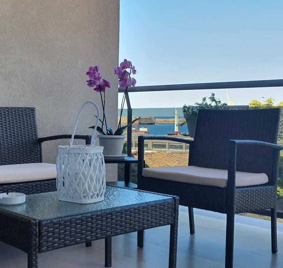 Deluxe Doppelzimmer mit Balkon und Meerblick